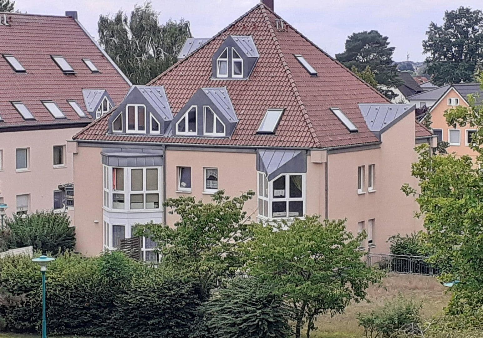 Pronájem bytu 1+1 39 m², Krefelder Straße 16, Falkensee, Braniborsko Pronájem bytu 1+1 39 m², Krefelder Straße 16, Falkensee, Braniborsko