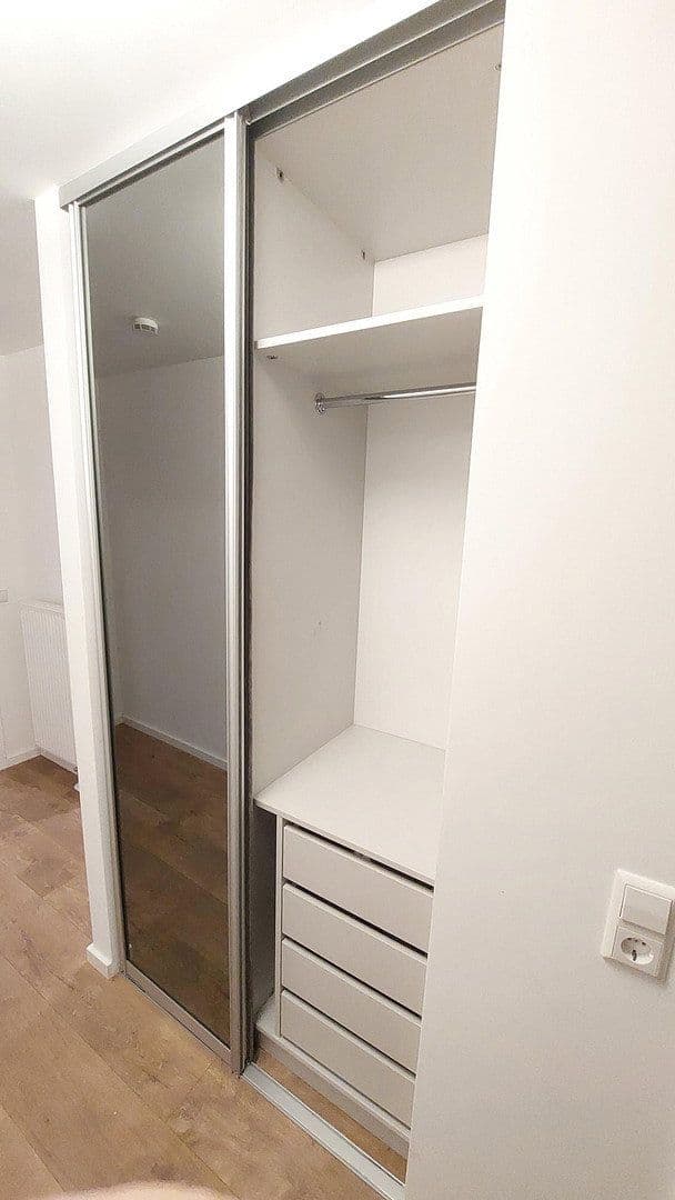 Prodej domu 125 m², pozemek 162 m², Grafenau, Bádensko-Württembersko Prodej domu 125 m², pozemek 162 m², Grafenau, Bádensko-Württembersko