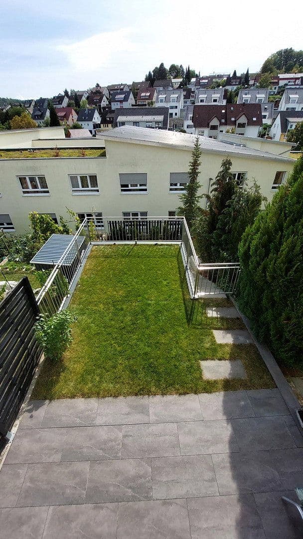 Prodej domu 125 m², pozemek 162 m², Grafenau, Bádensko-Württembersko Prodej domu 125 m², pozemek 162 m², Grafenau, Bádensko-Württembersko
