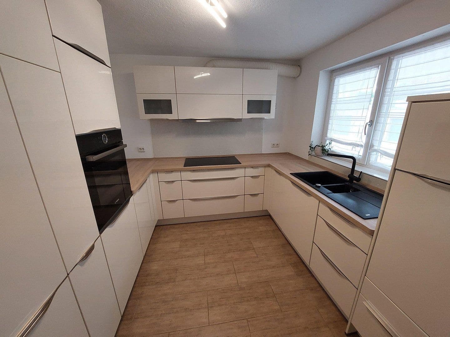 Prodej domu 125 m², pozemek 162 m², Grafenau, Bádensko-Württembersko Prodej domu 125 m², pozemek 162 m², Grafenau, Bádensko-Württembersko