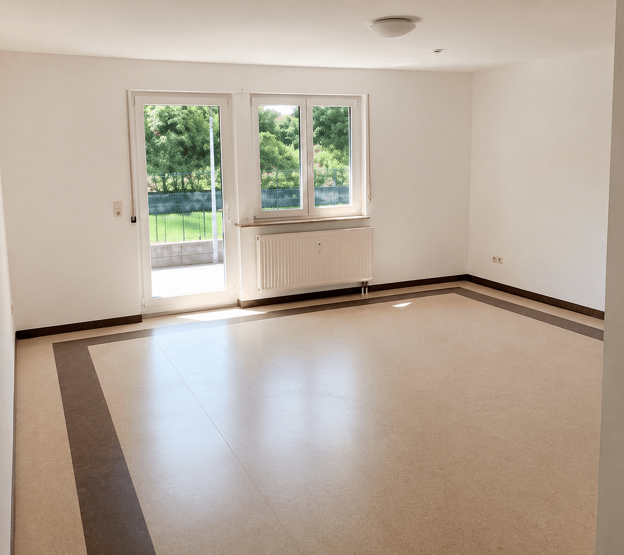Prodej bytu 3+1 73 m², Hochdorferstr.25, Notzingen, Bádensko-Württembersko Prodej bytu 3+1 73 m², Hochdorferstr.25, Notzingen, Bádensko-Württembersko