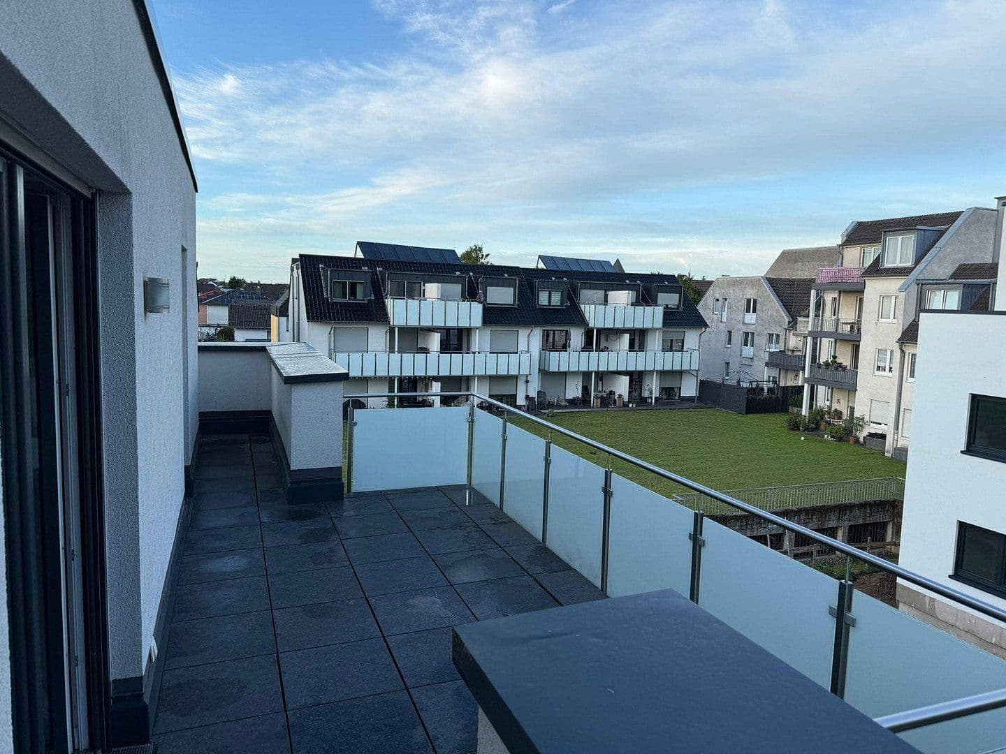 Pronájem bytu 2+1 58 m², Markusstr. 17a, Niederkassel, Severní Porýní-Vestfálsko Pronájem bytu 2+1 58 m², Markusstr. 17a, Niederkassel, Severní Porýní-Vestfálsko