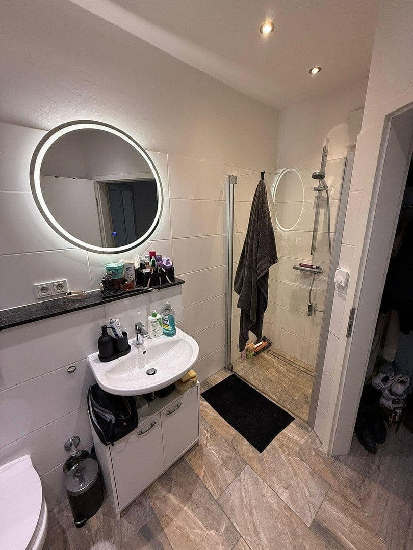Pronájem bytu 2+1 58 m², Markusstr. 17a, Niederkassel, Severní Porýní-Vestfálsko Pronájem bytu 2+1 58 m², Markusstr. 17a, Niederkassel, Severní Porýní-Vestfálsko