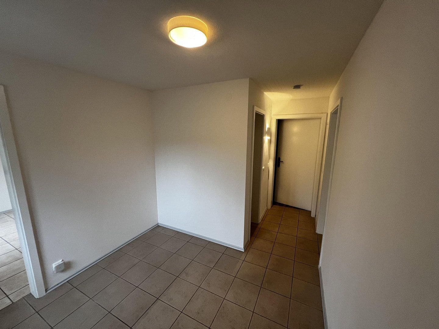 Pronájem bytu 2+1 52 m², Klosterlehen 11, Baden-Baden-Oberbeuern, Bádensko-Württembersko Pronájem bytu 2+1 52 m², Klosterlehen 11, Baden-Baden-Oberbeuern, Bádensko-Württembersko