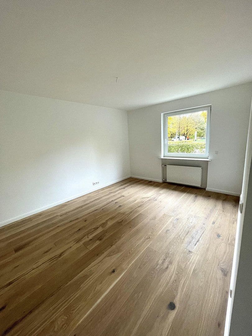 Prodej bytu 3+1 84 m², Leonrodstraße 60, München, Bavorsko Prodej bytu 3+1 84 m², Leonrodstraße 60, München, Bavorsko