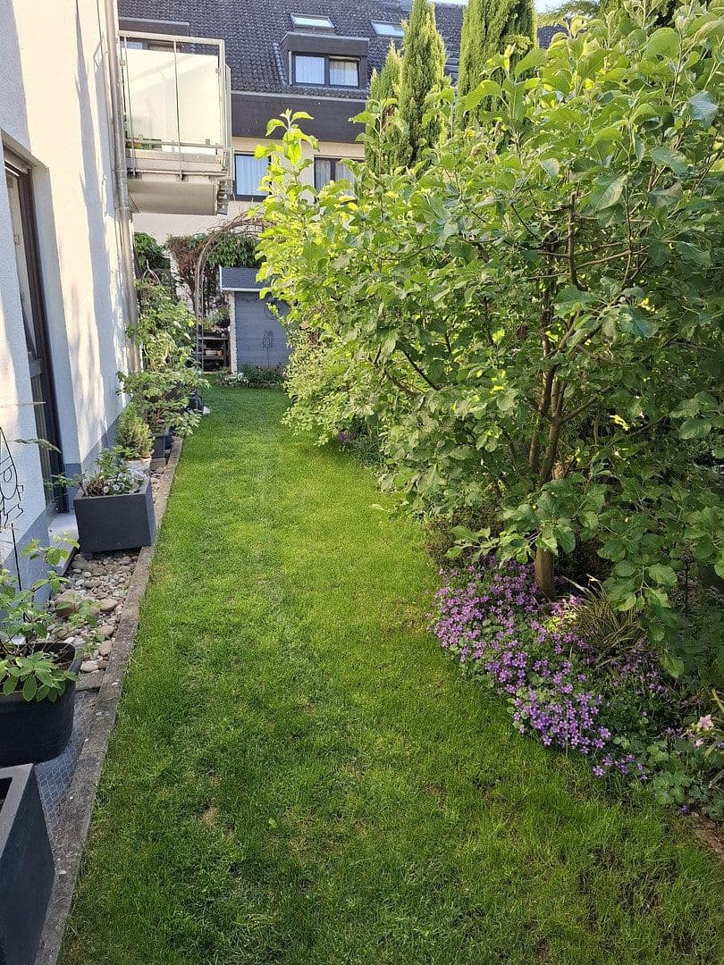 Prodej bytu 3+1 86 m², Uhlandstraße 10, Kriftel, Hessen Prodej bytu 3+1 86 m², Uhlandstraße 10, Kriftel, Hessen