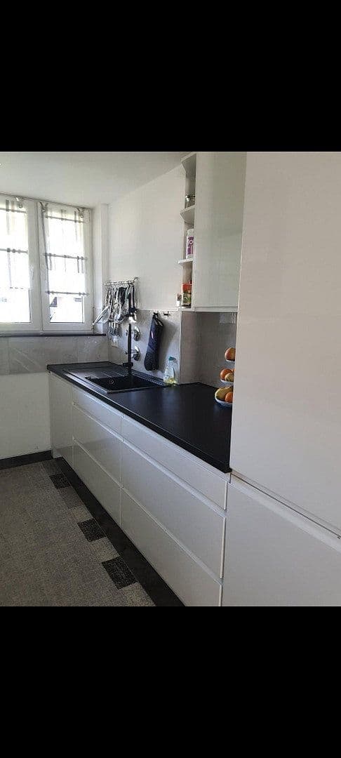Prodej bytu 3+1 84 m², Schwabbacherstr.15, Stuttgart, Bádensko-Württembersko Prodej bytu 3+1 84 m², Schwabbacherstr.15, Stuttgart, Bádensko-Württembersko