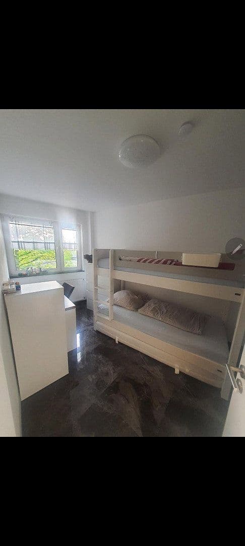 Prodej bytu 3+1 84 m², Schwabbacherstr.15, Stuttgart, Bádensko-Württembersko Prodej bytu 3+1 84 m², Schwabbacherstr.15, Stuttgart, Bádensko-Württembersko