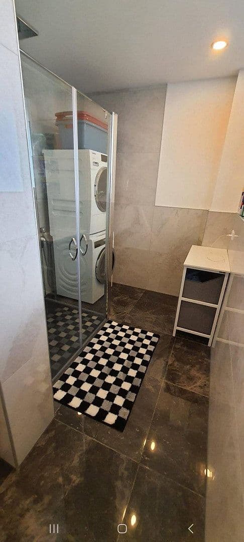 Prodej bytu 3+1 84 m², Schwabbacherstr.15, Stuttgart, Bádensko-Württembersko Prodej bytu 3+1 84 m², Schwabbacherstr.15, Stuttgart, Bádensko-Württembersko