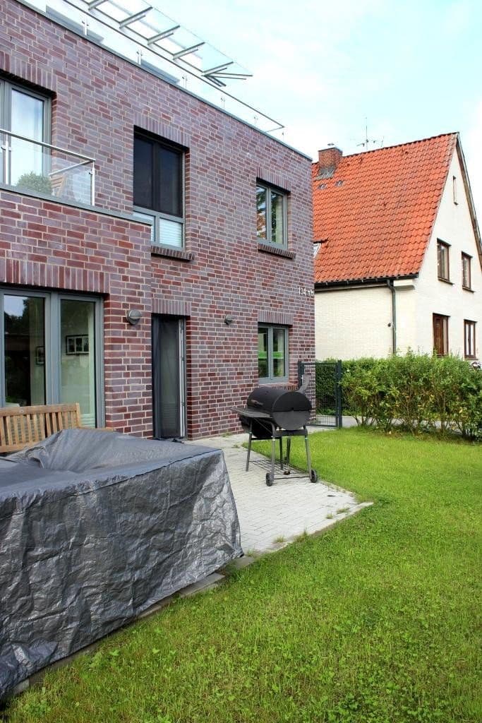Pronájem bytu 2+1 95 m², Hüllenkamp 134 a, Hamburg, Hamburg Pronájem bytu 2+1 95 m², Hüllenkamp 134 a, Hamburg, Hamburg