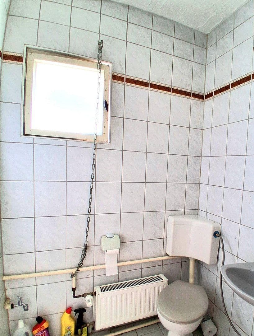 Prodej domu 100 m², pozemek 838 m², Berlin Mahlsdorf, Berlín Prodej domu 100 m², pozemek 838 m², Berlin Mahlsdorf, Berlín