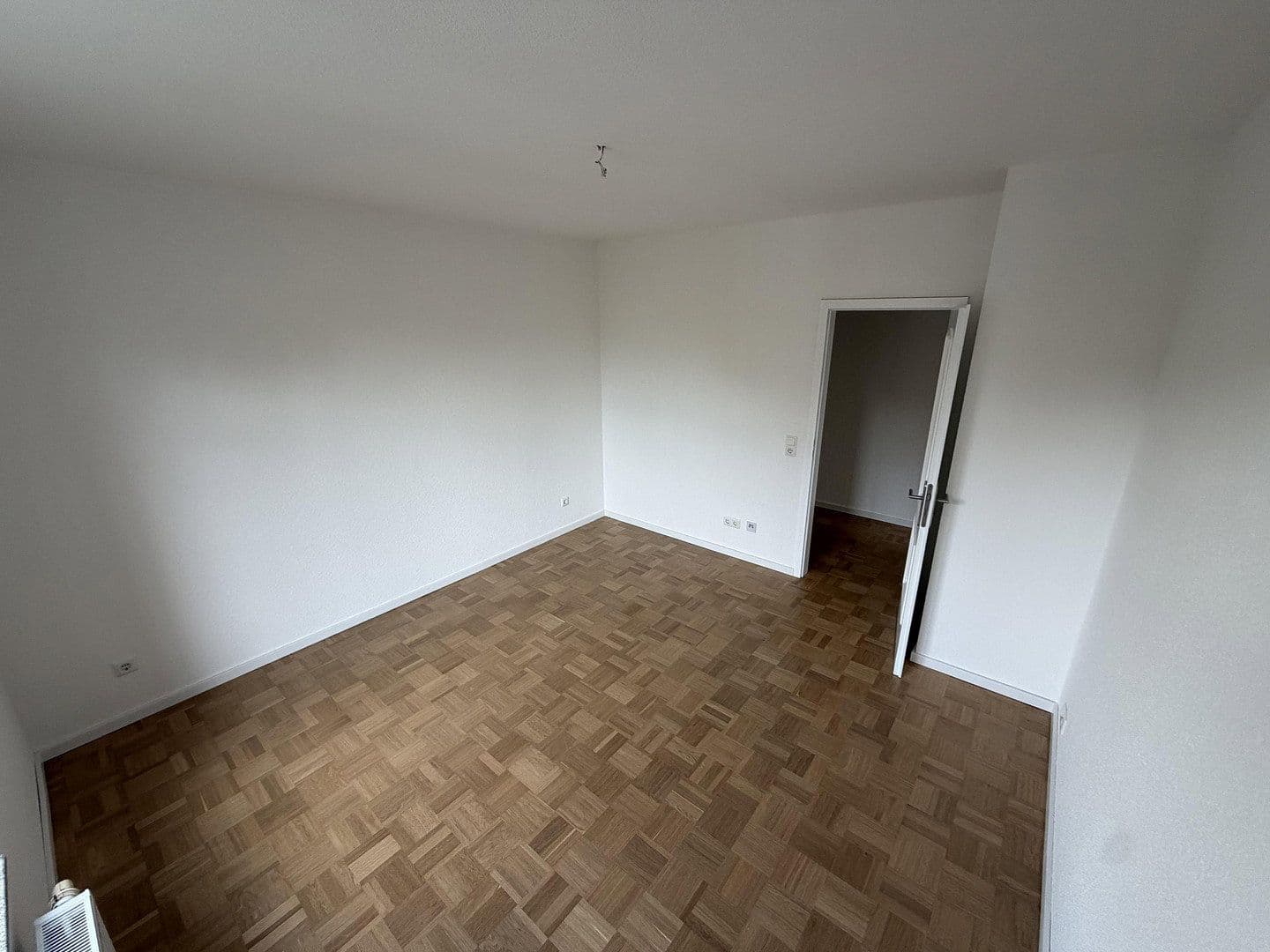 Pronájem bytu 3+1 93 m², Essen, Severní Porýní-Vestfálsko Pronájem bytu 3+1 93 m², Essen, Severní Porýní-Vestfálsko