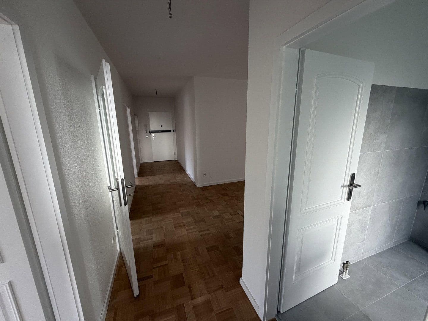 Pronájem bytu 3+1 93 m², Essen, Severní Porýní-Vestfálsko Pronájem bytu 3+1 93 m², Essen, Severní Porýní-Vestfálsko