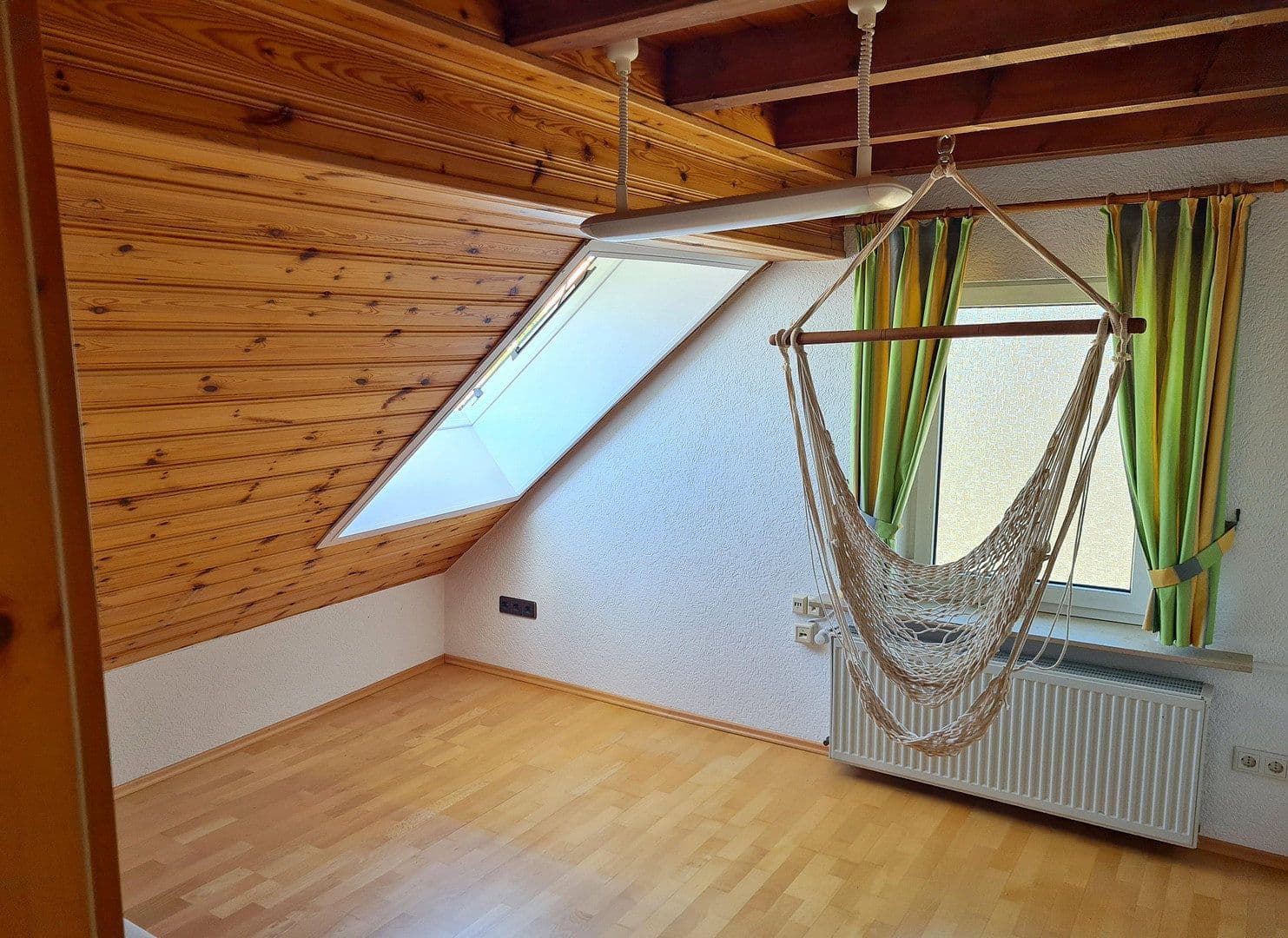 Prodej domu 246 m², pozemek 932 m², Friedhofstraße 21, Worms, Porýní-Falc Prodej domu 246 m², pozemek 932 m², Friedhofstraße 21, Worms, Porýní-Falc
