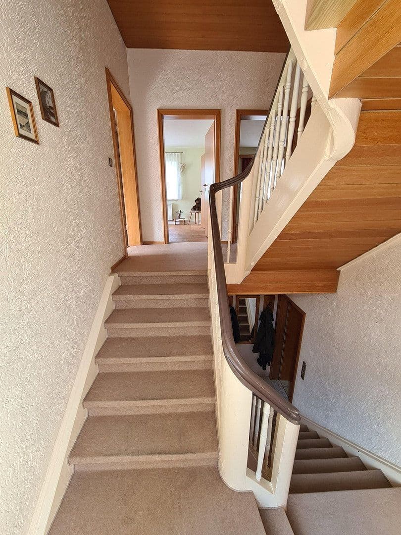 Prodej domu 246 m², pozemek 932 m², Friedhofstraße 21, Worms, Porýní-Falc Prodej domu 246 m², pozemek 932 m², Friedhofstraße 21, Worms, Porýní-Falc