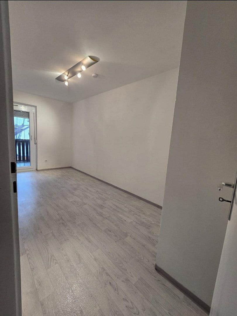 Prodej domu 104 m², pozemek 106 m², Neufahrn, Bavorsko Prodej domu 104 m², pozemek 106 m², Neufahrn, Bavorsko