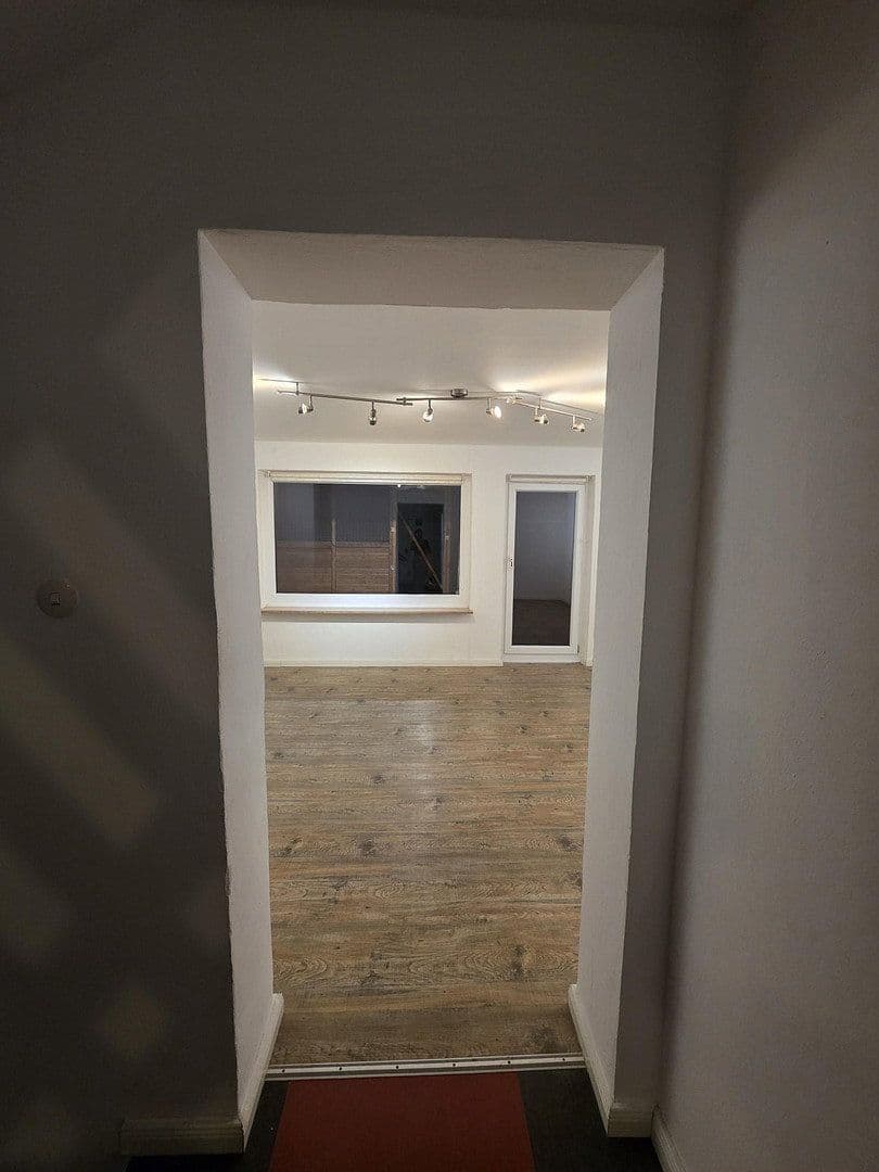 Prodej domu 104 m², pozemek 106 m², Neufahrn, Bavorsko Prodej domu 104 m², pozemek 106 m², Neufahrn, Bavorsko