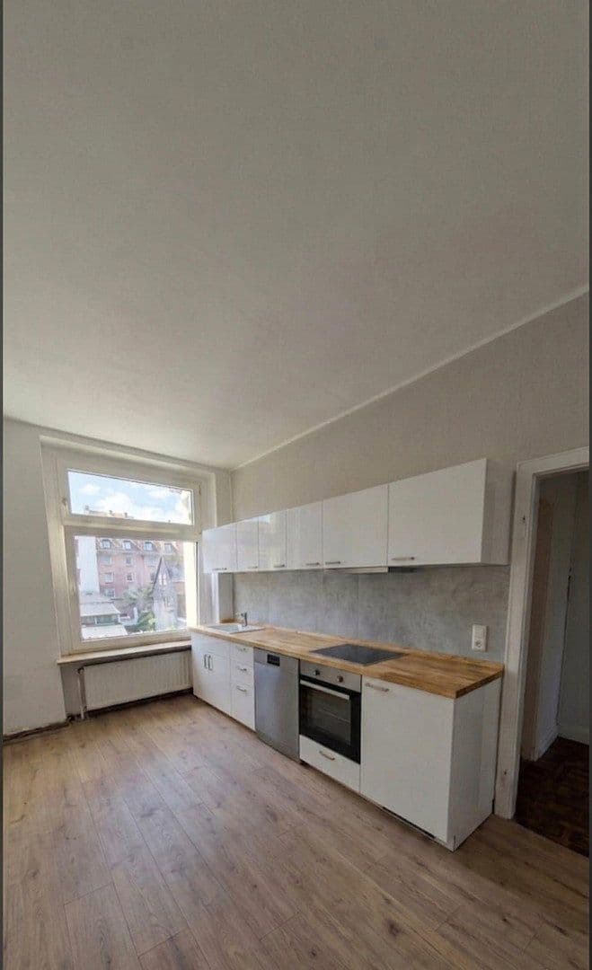 Pronájem bytu 2+1 55 m², Elsasser Str. 11a, Wuppertal, Severní Porýní-Vestfálsko Pronájem bytu 2+1 55 m², Elsasser Str. 11a, Wuppertal, Severní Porýní-Vestfálsko