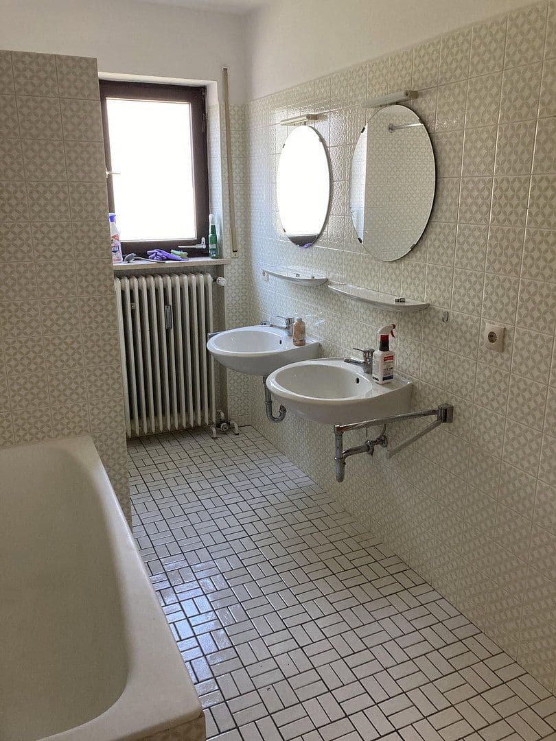 Pronájem bytu 4+1 93 m², Bayern - Eichstätt - Landershofen, Bavorsko Pronájem bytu 4+1 93 m², Bayern - Eichstätt - Landershofen, Bavorsko