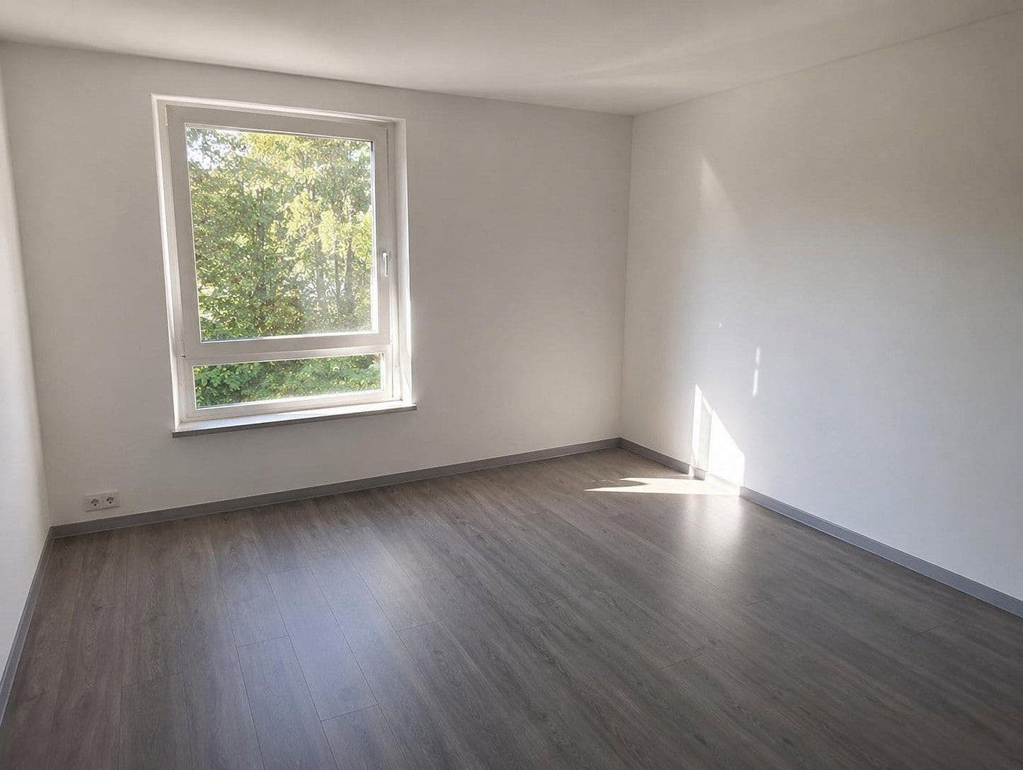 Prodej bytu 3+1 75 m², Essen, Severní Porýní-Vestfálsko Prodej bytu 3+1 75 m², Essen, Severní Porýní-Vestfálsko