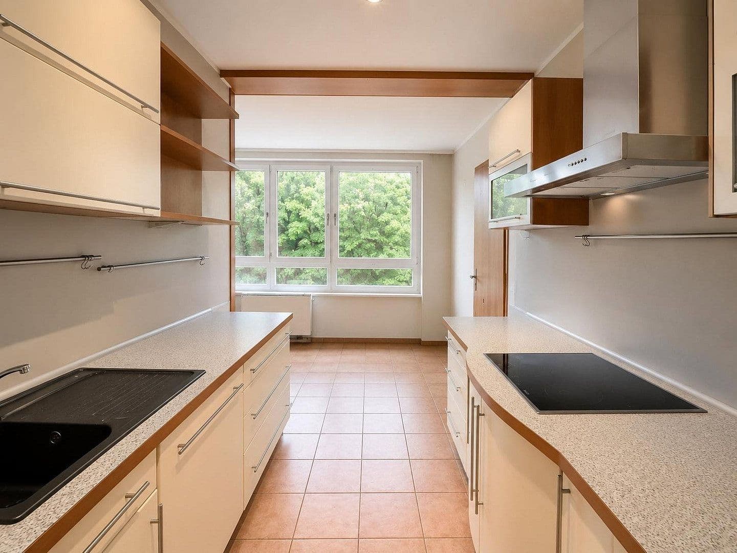 Prodej bytu 3+1 75 m², Essen, Severní Porýní-Vestfálsko Prodej bytu 3+1 75 m², Essen, Severní Porýní-Vestfálsko