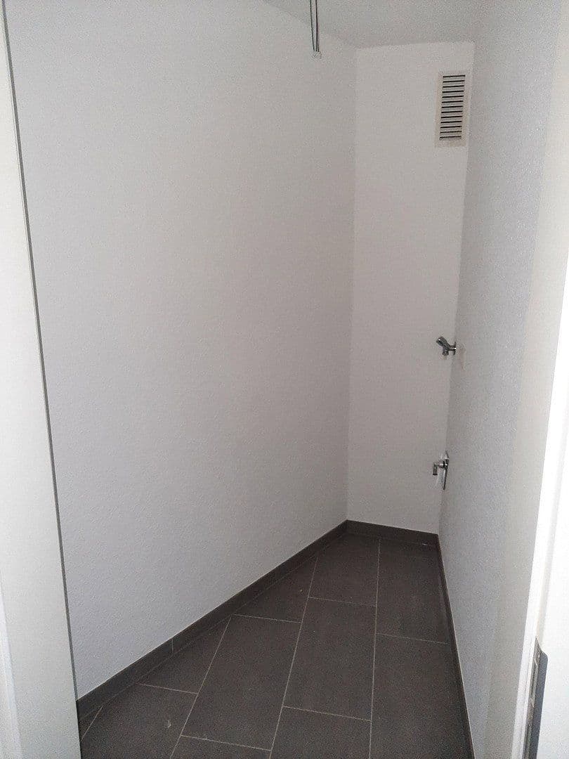 Pronájem bytu 3+1 77 m², Talstrasse 1, Oberasbach, Bavorsko Pronájem bytu 3+1 77 m², Talstrasse 1, Oberasbach, Bavorsko