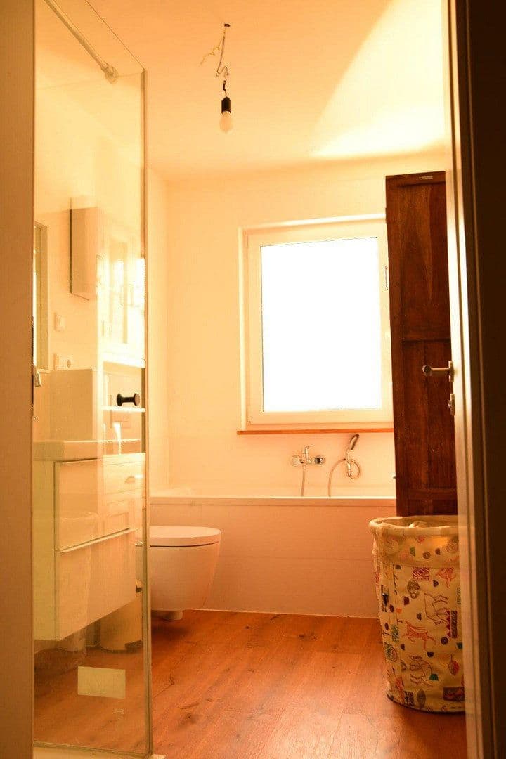 Prodej domu 301 m², pozemek 1.066 m², Schlehenweg 33, Heidenrod, Hessen Prodej domu 301 m², pozemek 1.066 m², Schlehenweg 33, Heidenrod, Hessen