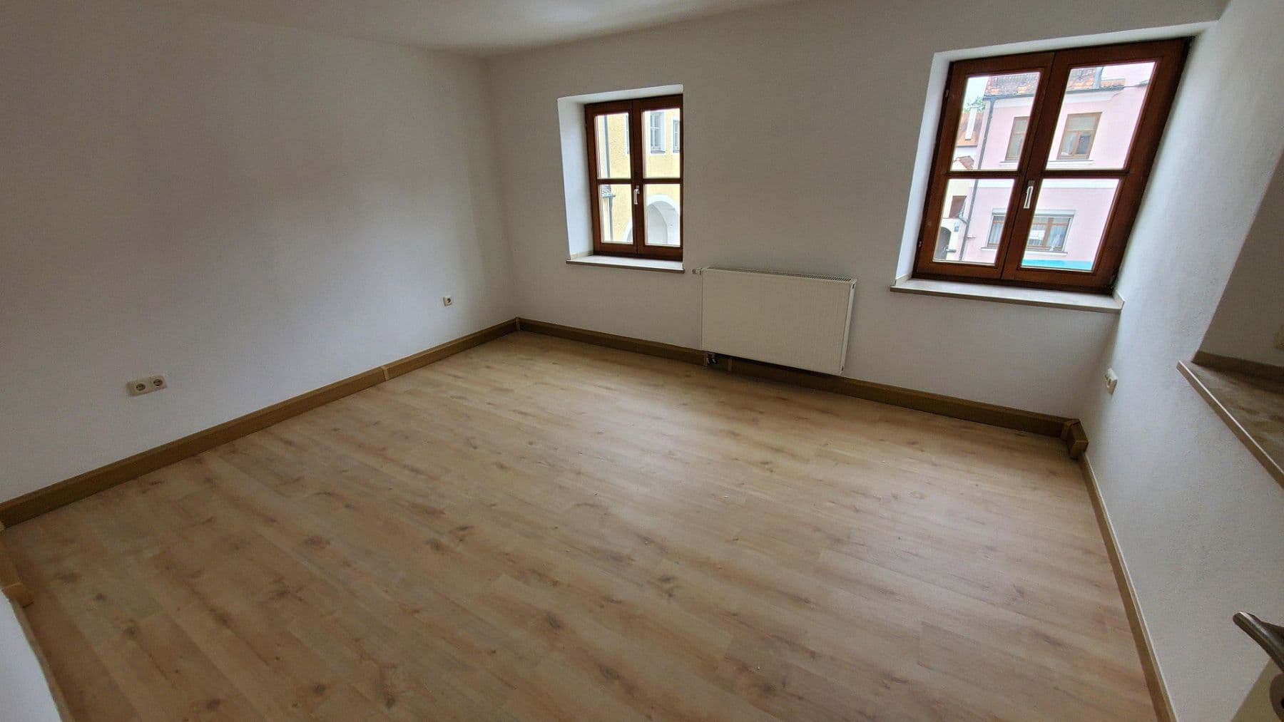 Pronájem bytu 3+1 92 m², Marktstraße 59, Rennertshofen, Bavorsko Pronájem bytu 3+1 92 m², Marktstraße 59, Rennertshofen, Bavorsko