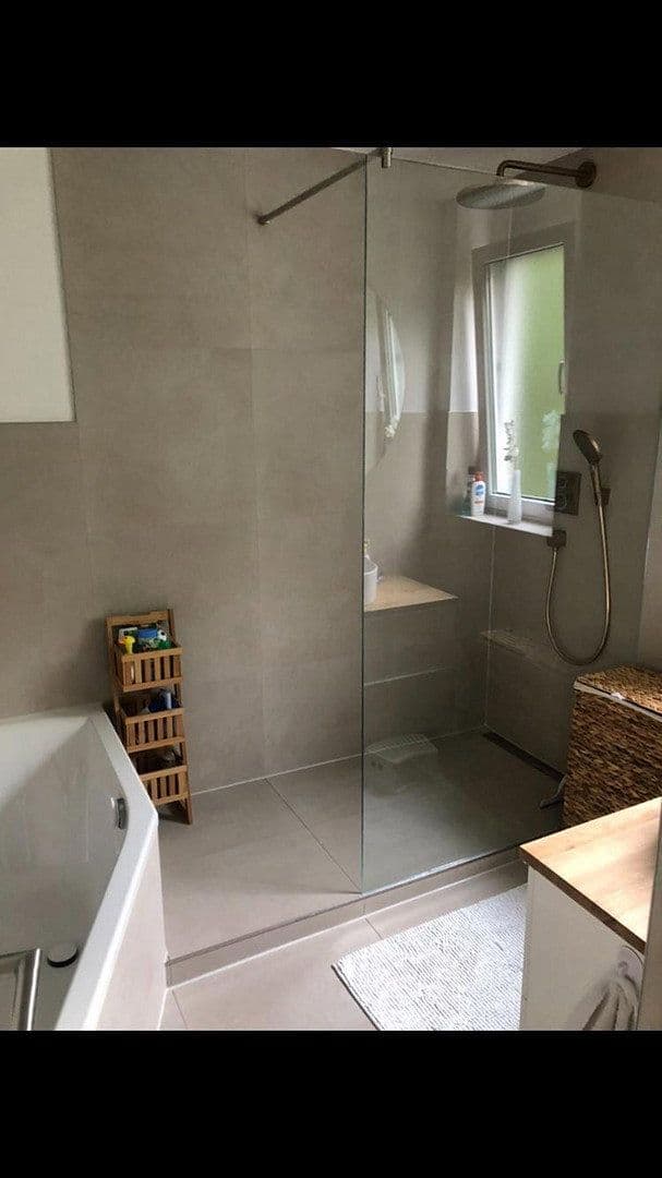 Pronájem bytu 4+1 94 m², Wernau (Neckar), Bádensko-Württembersko Pronájem bytu 4+1 94 m², Wernau (Neckar), Bádensko-Württembersko
