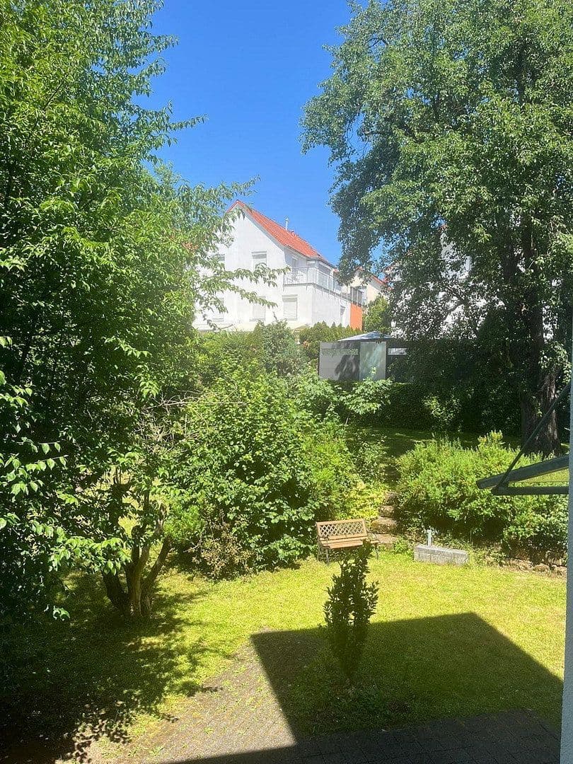 Pronájem bytu 4+1 94 m², Wernau (Neckar), Bádensko-Württembersko Pronájem bytu 4+1 94 m², Wernau (Neckar), Bádensko-Württembersko