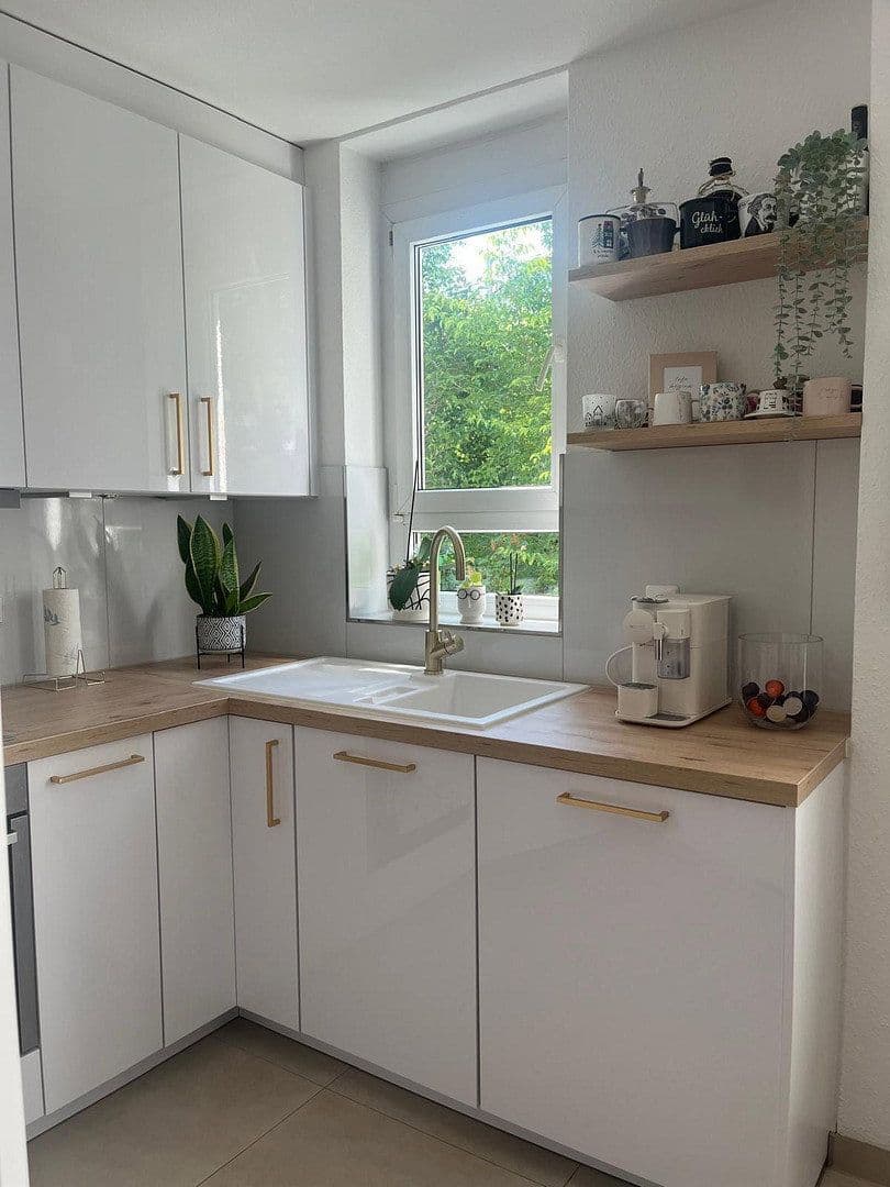 Pronájem bytu 4+1 94 m², Wernau (Neckar), Bádensko-Württembersko Pronájem bytu 4+1 94 m², Wernau (Neckar), Bádensko-Württembersko