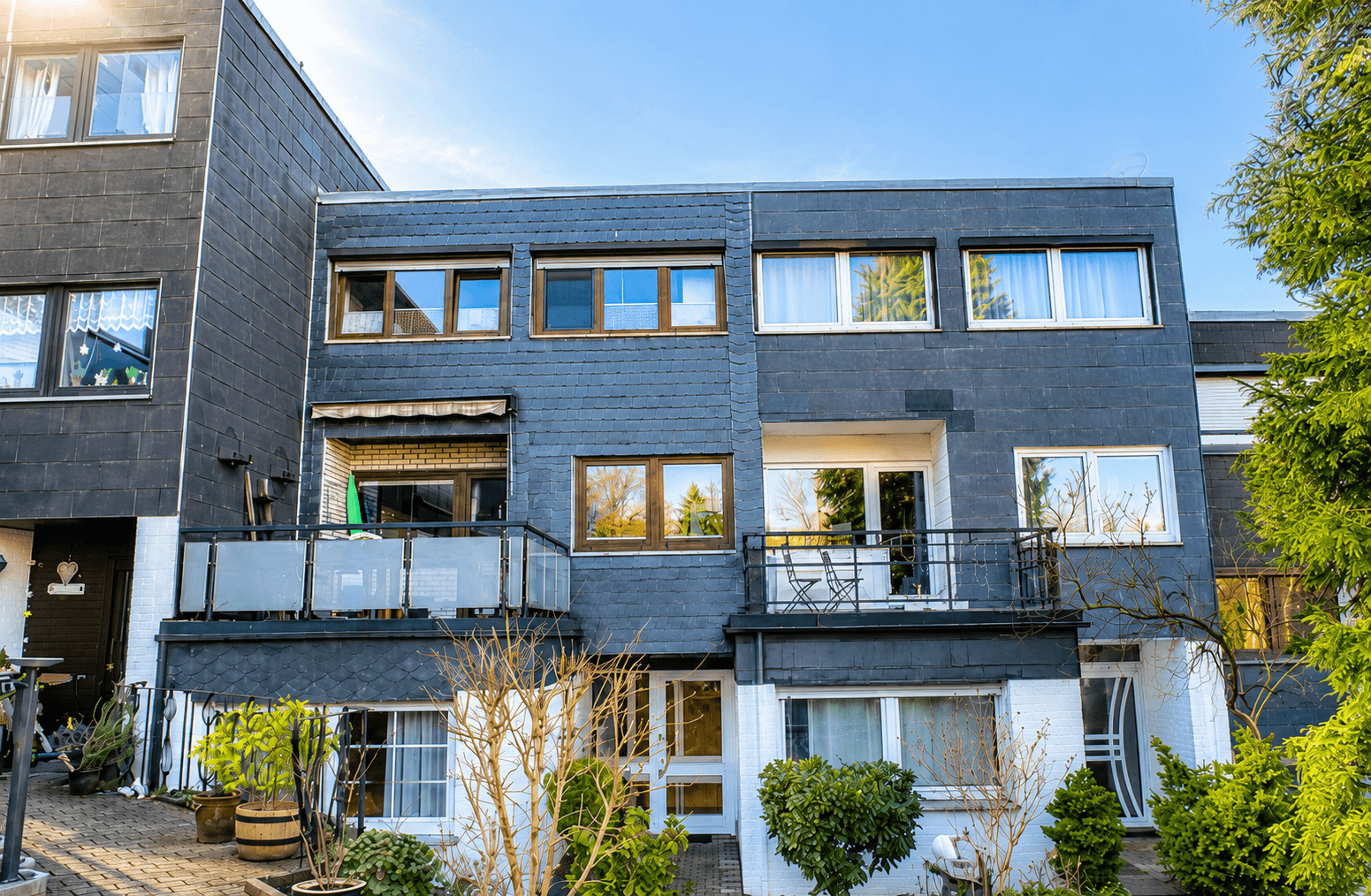 Prodej bytu 4+1 109 m², Solingen, Severní Porýní-Vestfálsko Prodej bytu 4+1 109 m², Solingen, Severní Porýní-Vestfálsko
