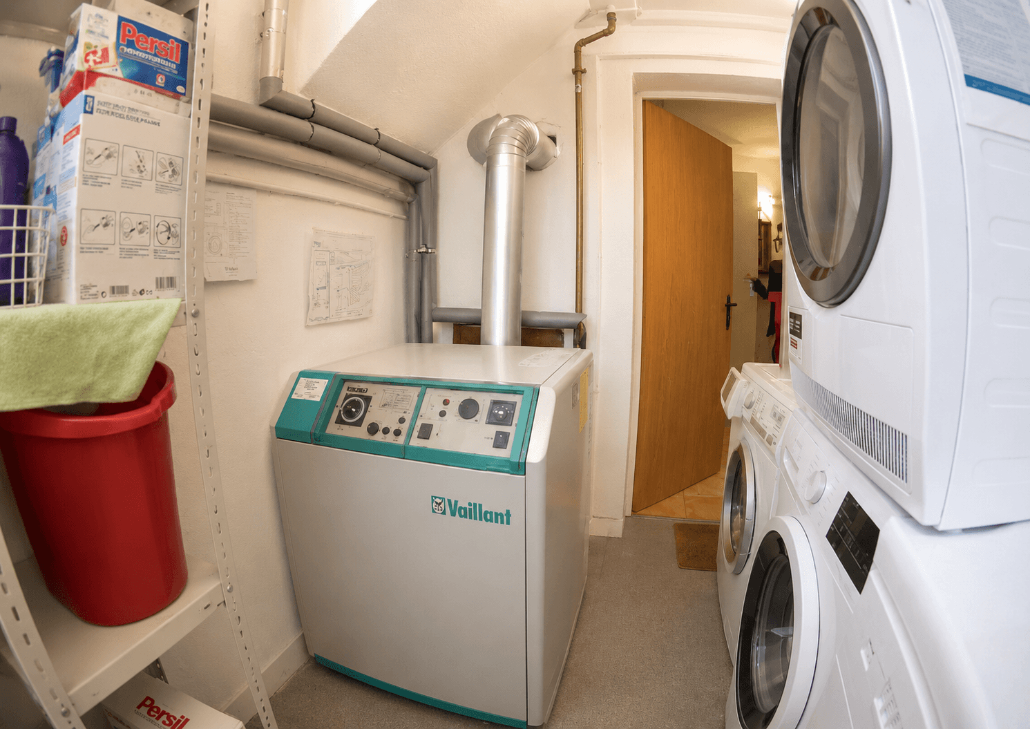 Prodej bytu 4+1 109 m², Solingen, Severní Porýní-Vestfálsko Prodej bytu 4+1 109 m², Solingen, Severní Porýní-Vestfálsko