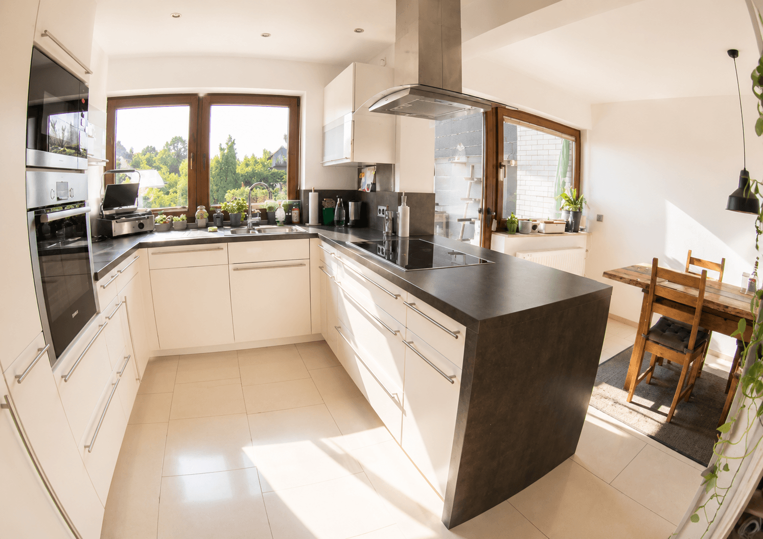 Prodej bytu 4+1 109 m², Solingen, Severní Porýní-Vestfálsko Prodej bytu 4+1 109 m², Solingen, Severní Porýní-Vestfálsko
