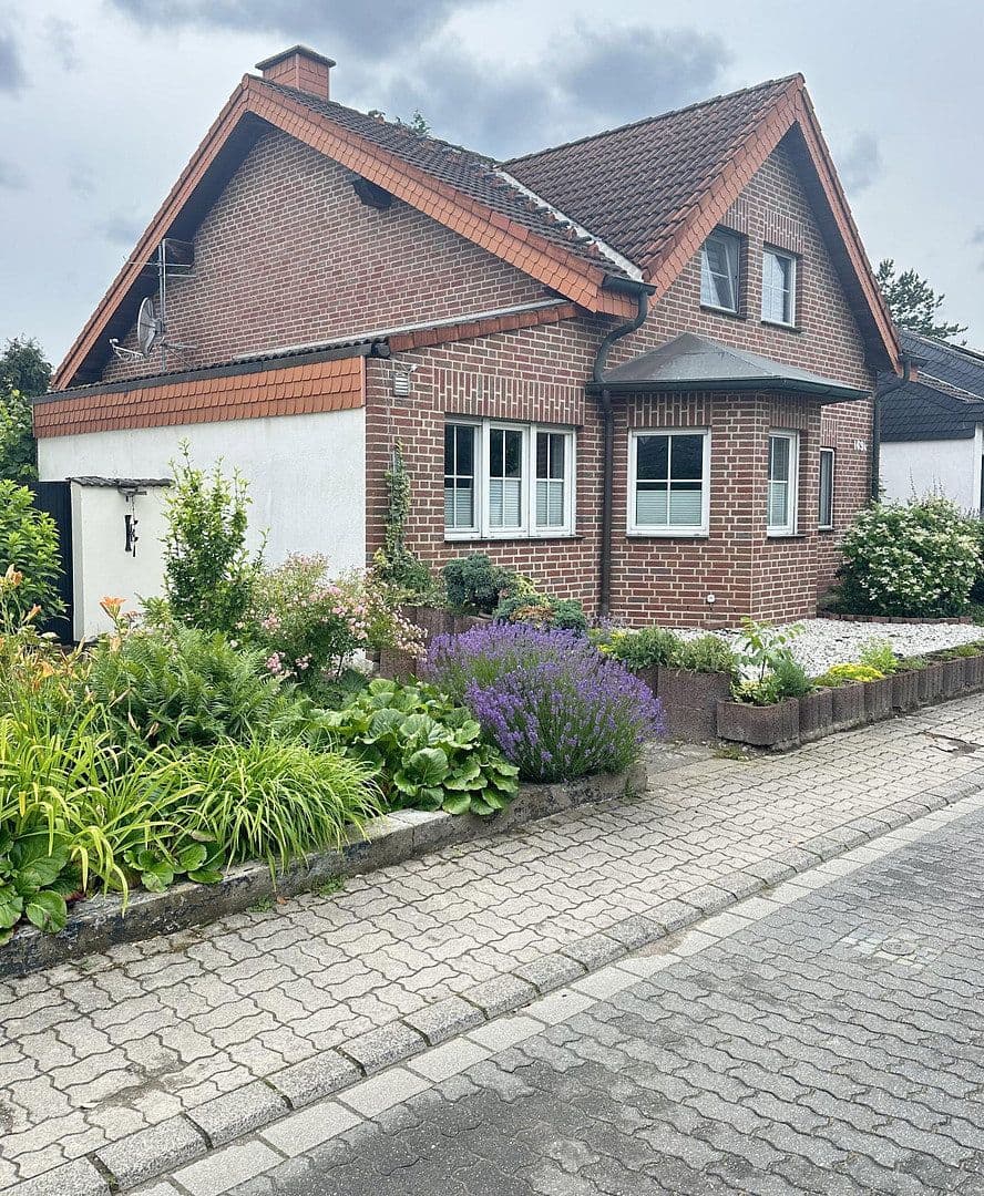 Prodej domu 160 m², pozemek 363 m², Meerbusch, Severní Porýní-Vestfálsko Prodej domu 160 m², pozemek 363 m², Meerbusch, Severní Porýní-Vestfálsko
