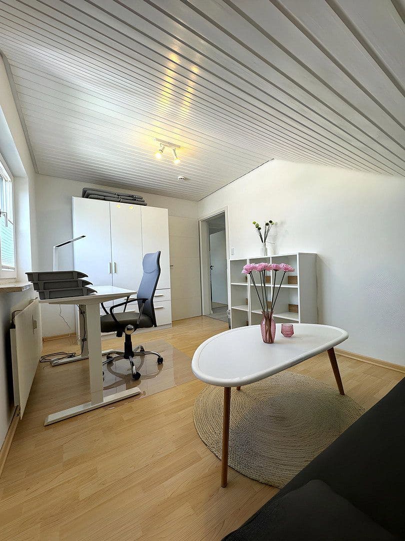 Pronájem bytu 3+1 75 m², Friedrich-Rothfuss-Straße 3, Freudenstadt, Bádensko-Württembersko Pronájem bytu 3+1 75 m², Friedrich-Rothfuss-Straße 3, Freudenstadt, Bádensko-Württembersko