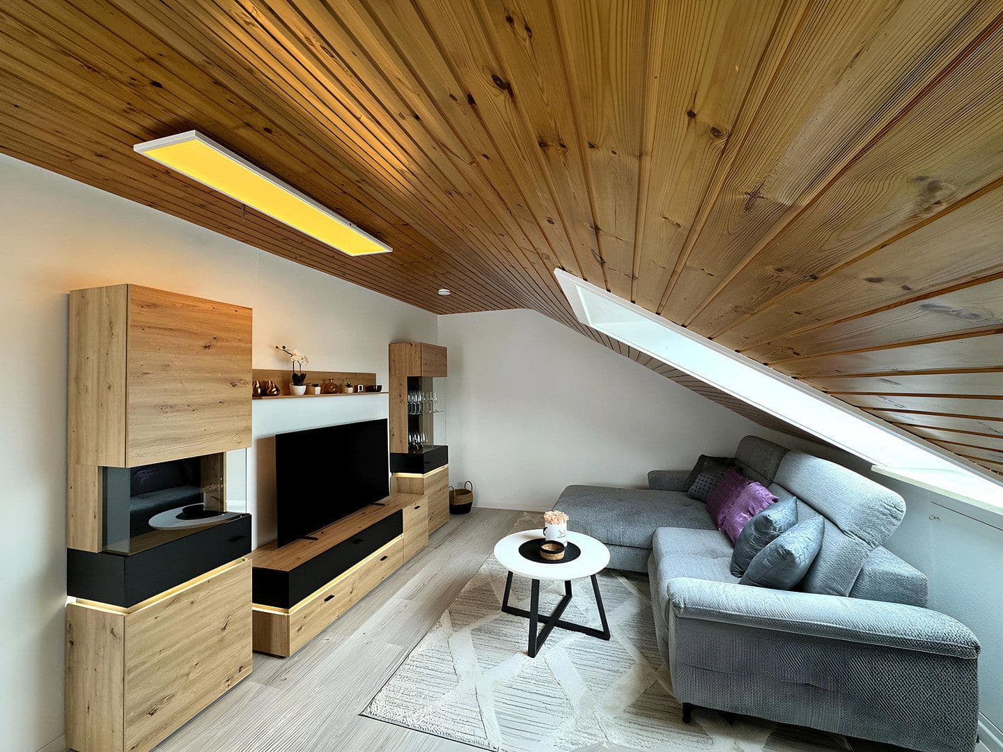 Pronájem bytu 3+1 75 m², Friedrich-Rothfuss-Straße 3, Freudenstadt, Bádensko-Württembersko Pronájem bytu 3+1 75 m², Friedrich-Rothfuss-Straße 3, Freudenstadt, Bádensko-Württembersko
