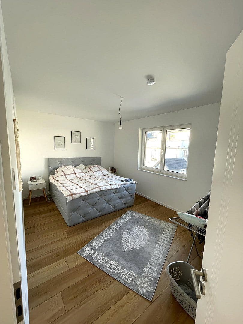 Pronájem bytu 3+1 73 m², Eschelbacherstraße 3, Montabaur, Porýní-Falc Pronájem bytu 3+1 73 m², Eschelbacherstraße 3, Montabaur, Porýní-Falc