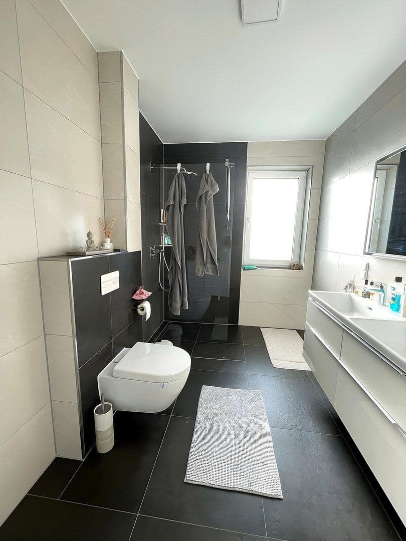 Pronájem bytu 3+1 73 m², Eschelbacherstraße 3, Montabaur, Porýní-Falc Pronájem bytu 3+1 73 m², Eschelbacherstraße 3, Montabaur, Porýní-Falc
