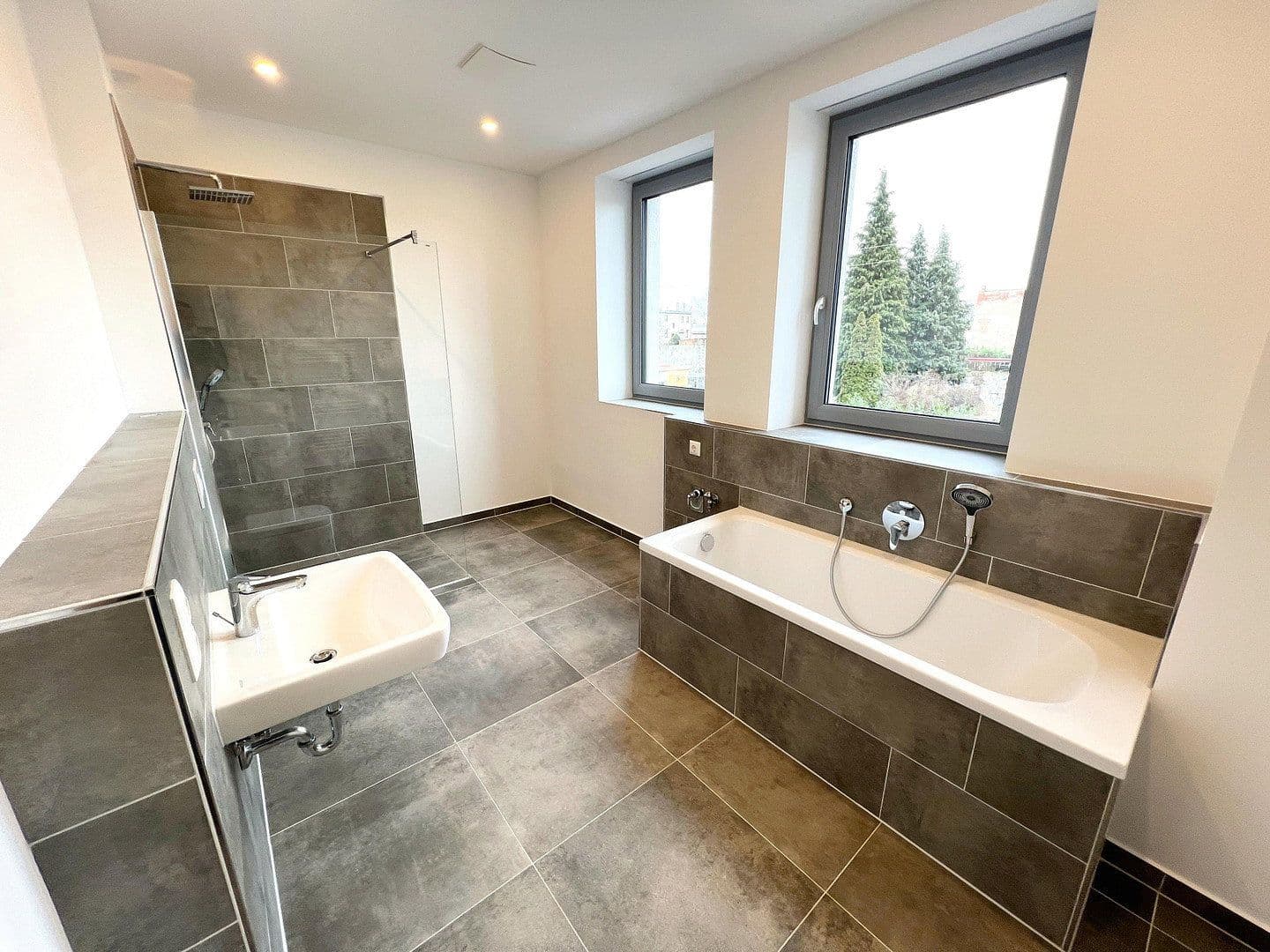 Pronájem bytu 2+1 69 m², Alt Salbke 73, Magdeburg, Sasko-Anhaltsko Pronájem bytu 2+1 69 m², Alt Salbke 73, Magdeburg, Sasko-Anhaltsko