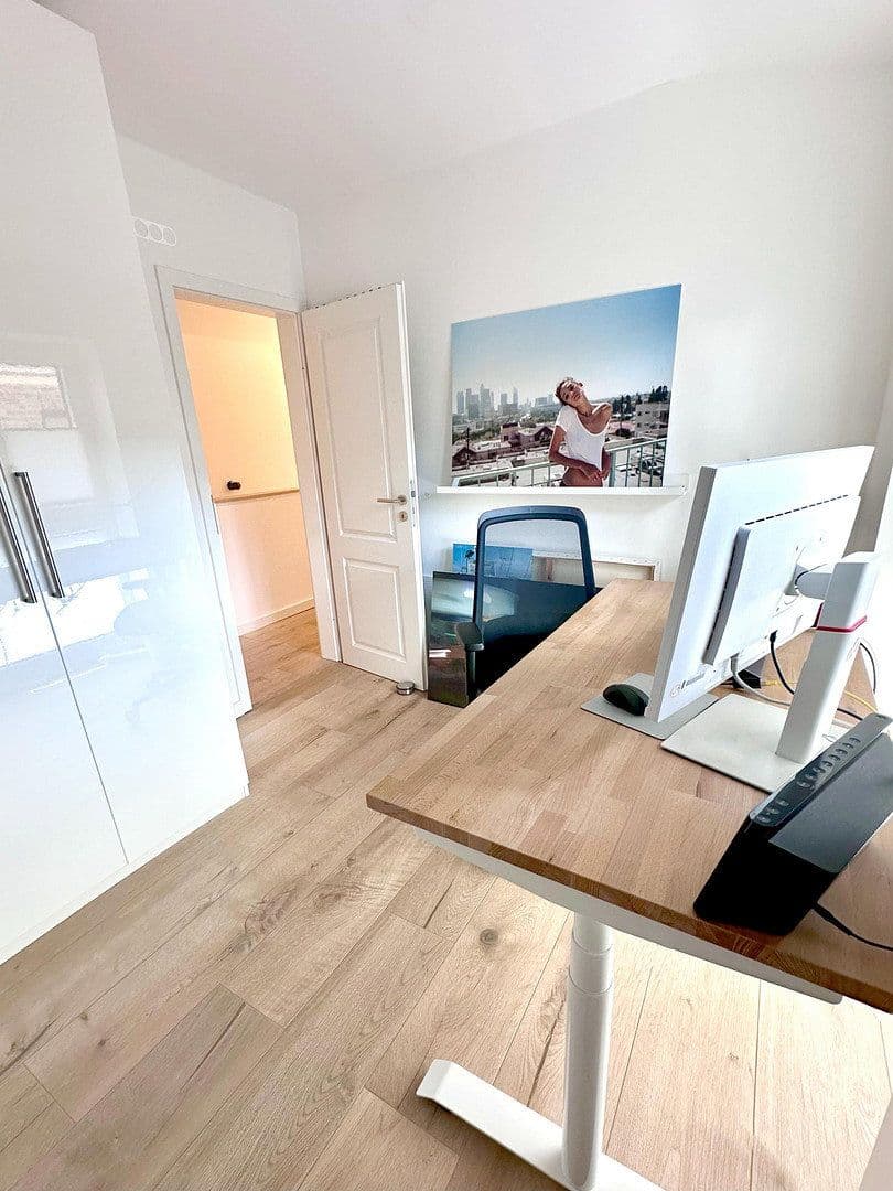 Prodej domu 123 m², pozemek 340 m², Hamburg, Hamburg Prodej domu 123 m², pozemek 340 m², Hamburg, Hamburg
