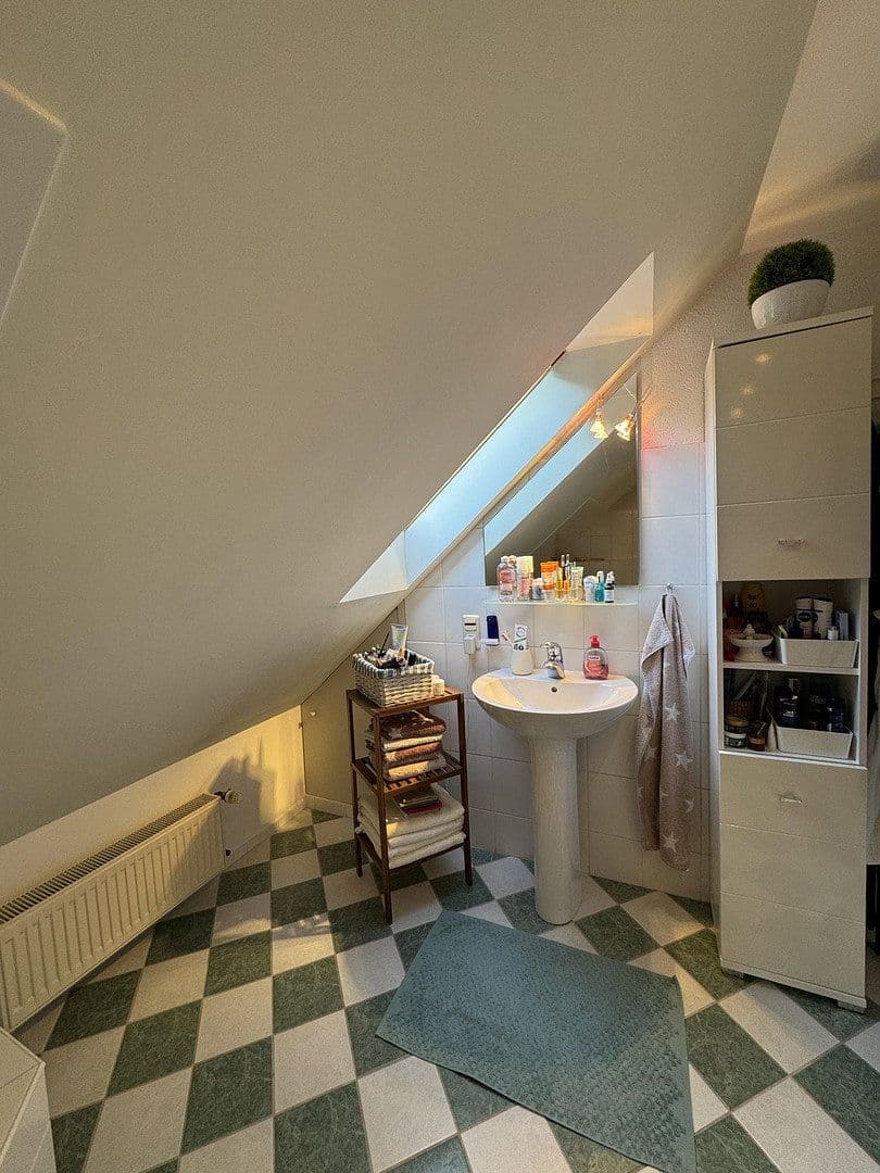 Prodej domu 83 m², pozemek 179 m², Siemser Landstraße 59 c, Lübeck, Šlesvicko-Holštýnsko Prodej domu 83 m², pozemek 179 m², Siemser Landstraße 59 c, Lübeck, Šlesvicko-Holštýnsko