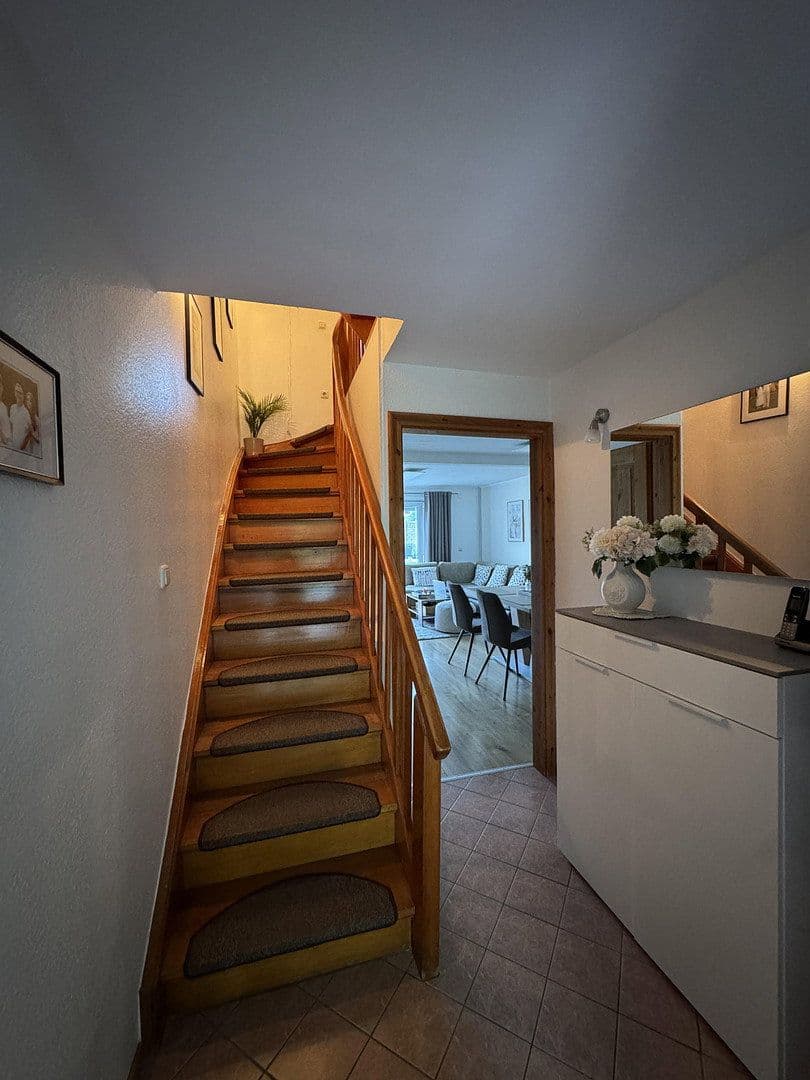 Prodej domu 83 m², pozemek 179 m², Siemser Landstraße 59 c, Lübeck, Šlesvicko-Holštýnsko Prodej domu 83 m², pozemek 179 m², Siemser Landstraße 59 c, Lübeck, Šlesvicko-Holštýnsko