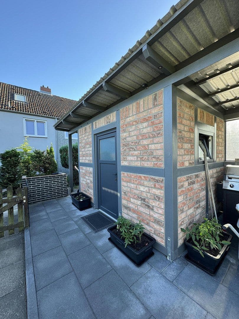 Prodej domu 83 m², pozemek 179 m², Siemser Landstraße 59 c, Lübeck, Šlesvicko-Holštýnsko Prodej domu 83 m², pozemek 179 m², Siemser Landstraße 59 c, Lübeck, Šlesvicko-Holštýnsko