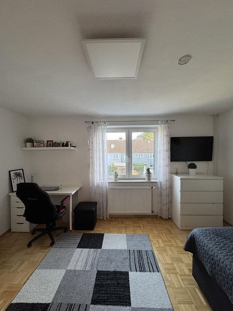 Prodej domu 83 m², pozemek 179 m², Siemser Landstraße 59 c, Lübeck, Šlesvicko-Holštýnsko Prodej domu 83 m², pozemek 179 m², Siemser Landstraße 59 c, Lübeck, Šlesvicko-Holštýnsko