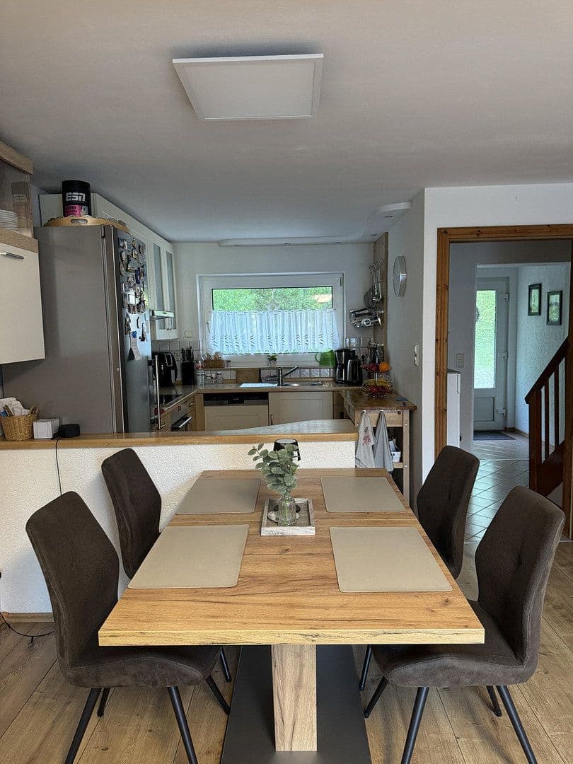 Prodej domu 83 m², pozemek 179 m², Siemser Landstraße 59 c, Lübeck, Šlesvicko-Holštýnsko Prodej domu 83 m², pozemek 179 m², Siemser Landstraße 59 c, Lübeck, Šlesvicko-Holštýnsko