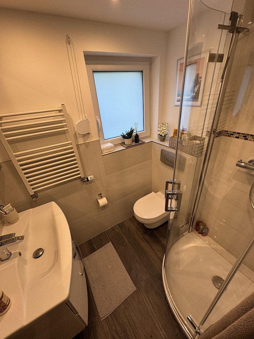 Prodej domu 83 m², pozemek 179 m², Siemser Landstraße 59 c, Lübeck, Šlesvicko-Holštýnsko Prodej domu 83 m², pozemek 179 m², Siemser Landstraße 59 c, Lübeck, Šlesvicko-Holštýnsko