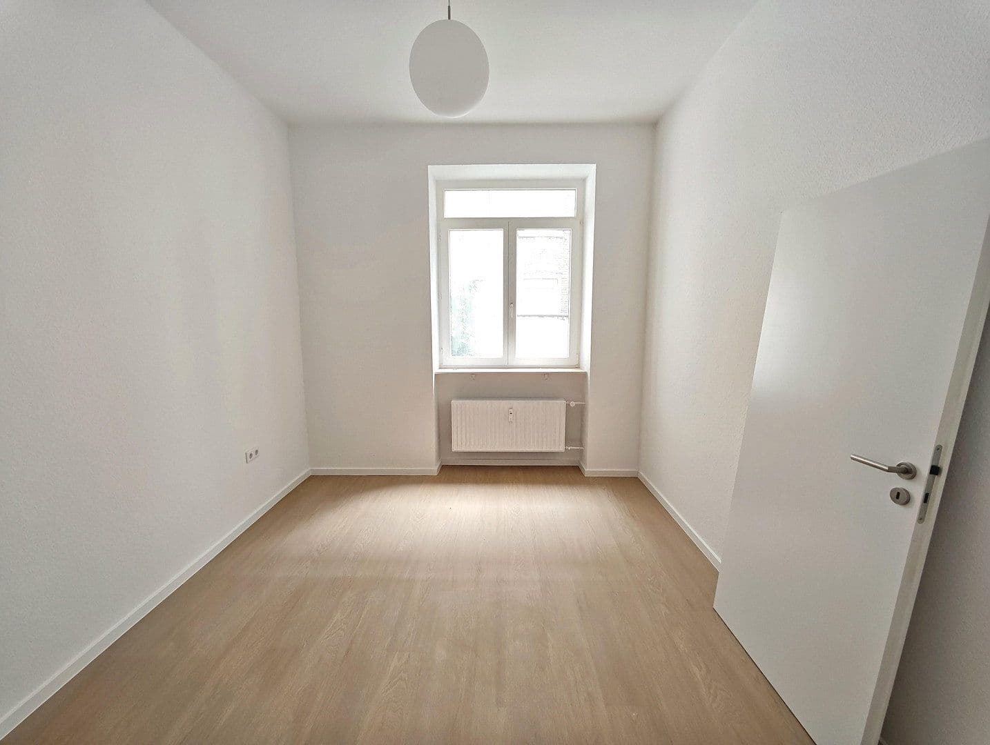 Pronájem bytu 3+kk 84 m², Augartenstraße 17, Mannheim, Bádensko-Württembersko Pronájem bytu 3+kk 84 m², Augartenstraße 17, Mannheim, Bádensko-Württembersko