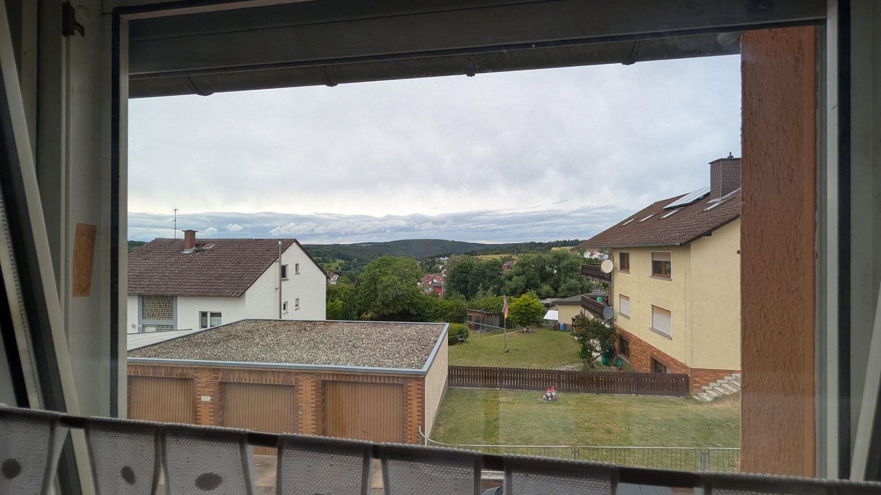 Prodej domu 160 m², pozemek 1.492 m², Lützelbach, Hessen Prodej domu 160 m², pozemek 1.492 m², Lützelbach, Hessen