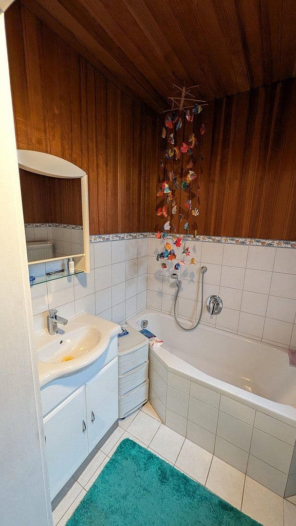 Prodej domu 160 m², pozemek 1.492 m², Lützelbach, Hessen Prodej domu 160 m², pozemek 1.492 m², Lützelbach, Hessen